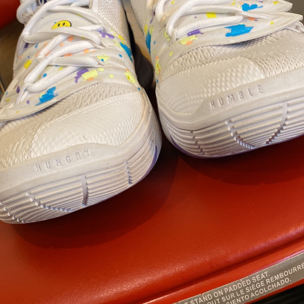 Nike Kyrie 5 “Have a Nike Day” - Picture 11 of 13